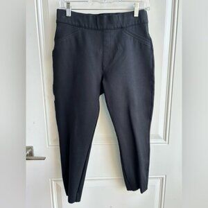 Spanx | Womens cropped capris | Med